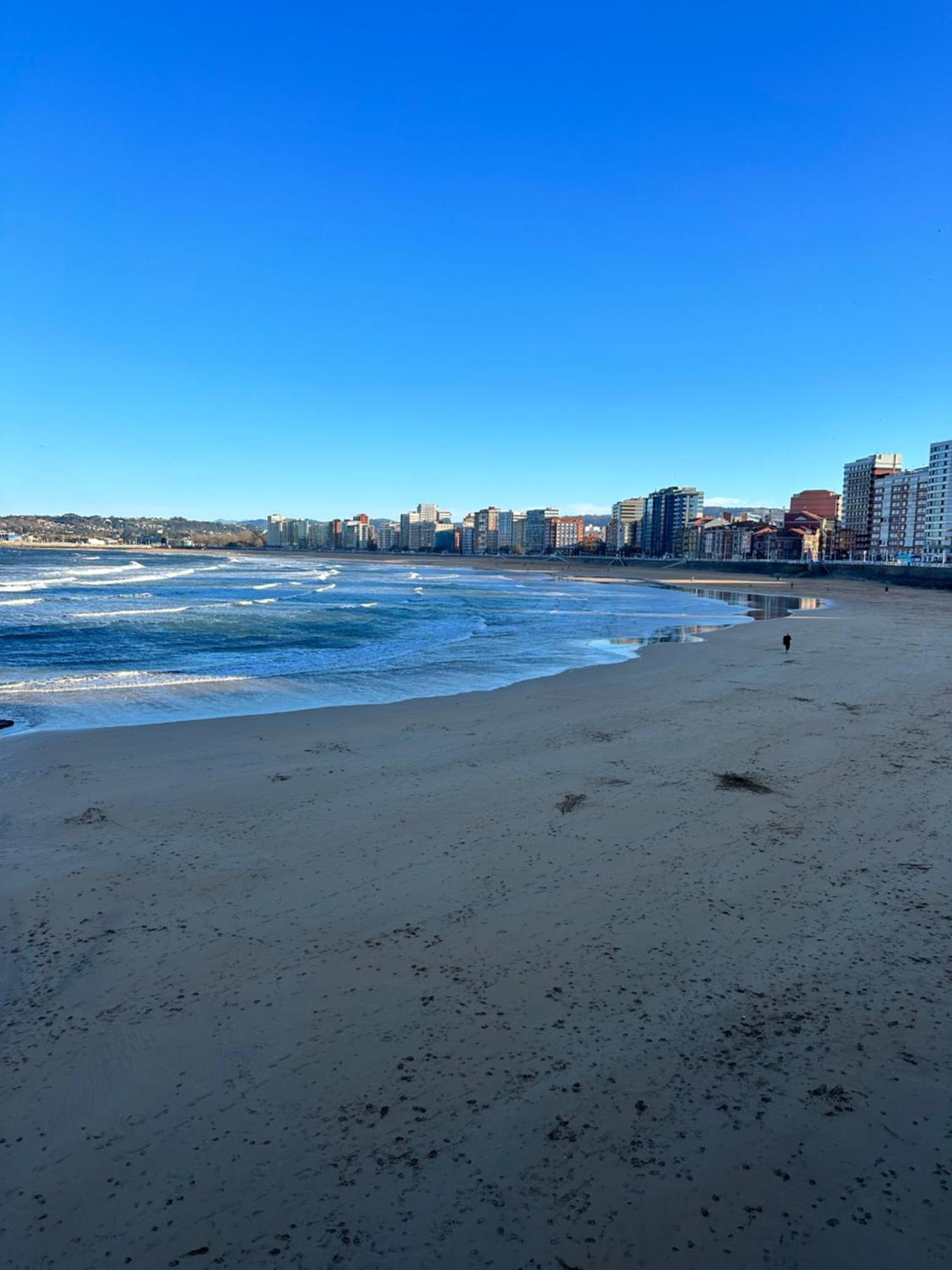 Apartamento Playa San Lorenzo Gijón Exteriör bild